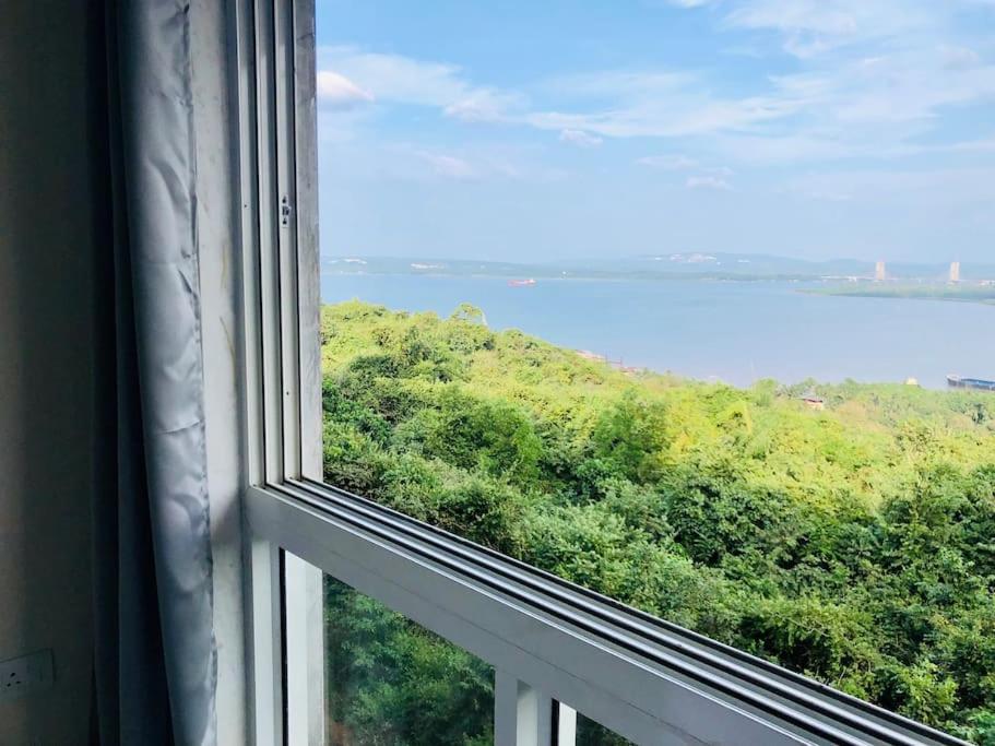 Lovely 2-Bedroom Sea View Serviced Apartment Dabolim Goa 外观 照片