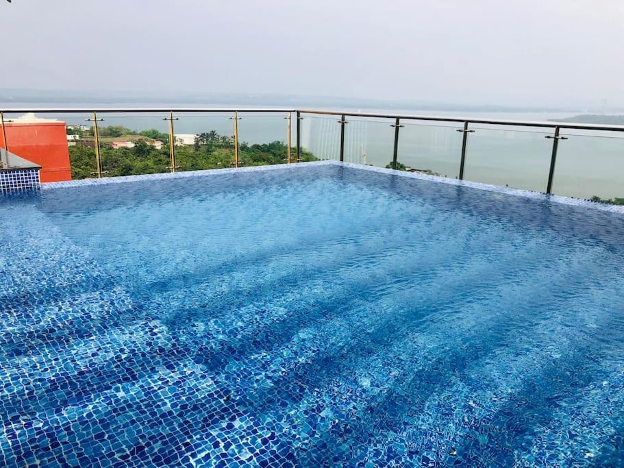 Lovely 2-Bedroom Sea View Serviced Apartment Dabolim Goa 外观 照片