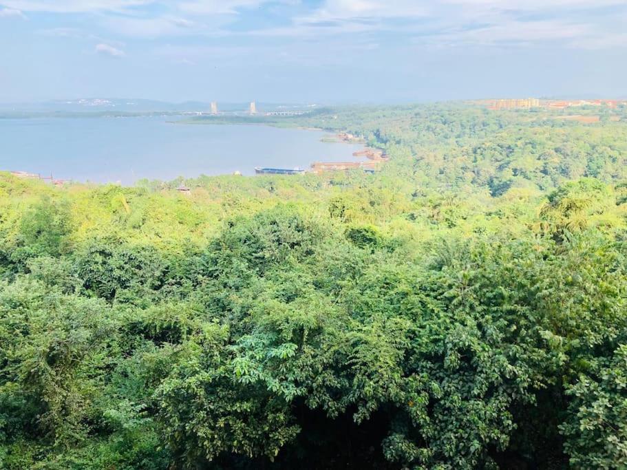 Lovely 2-Bedroom Sea View Serviced Apartment Dabolim Goa 外观 照片
